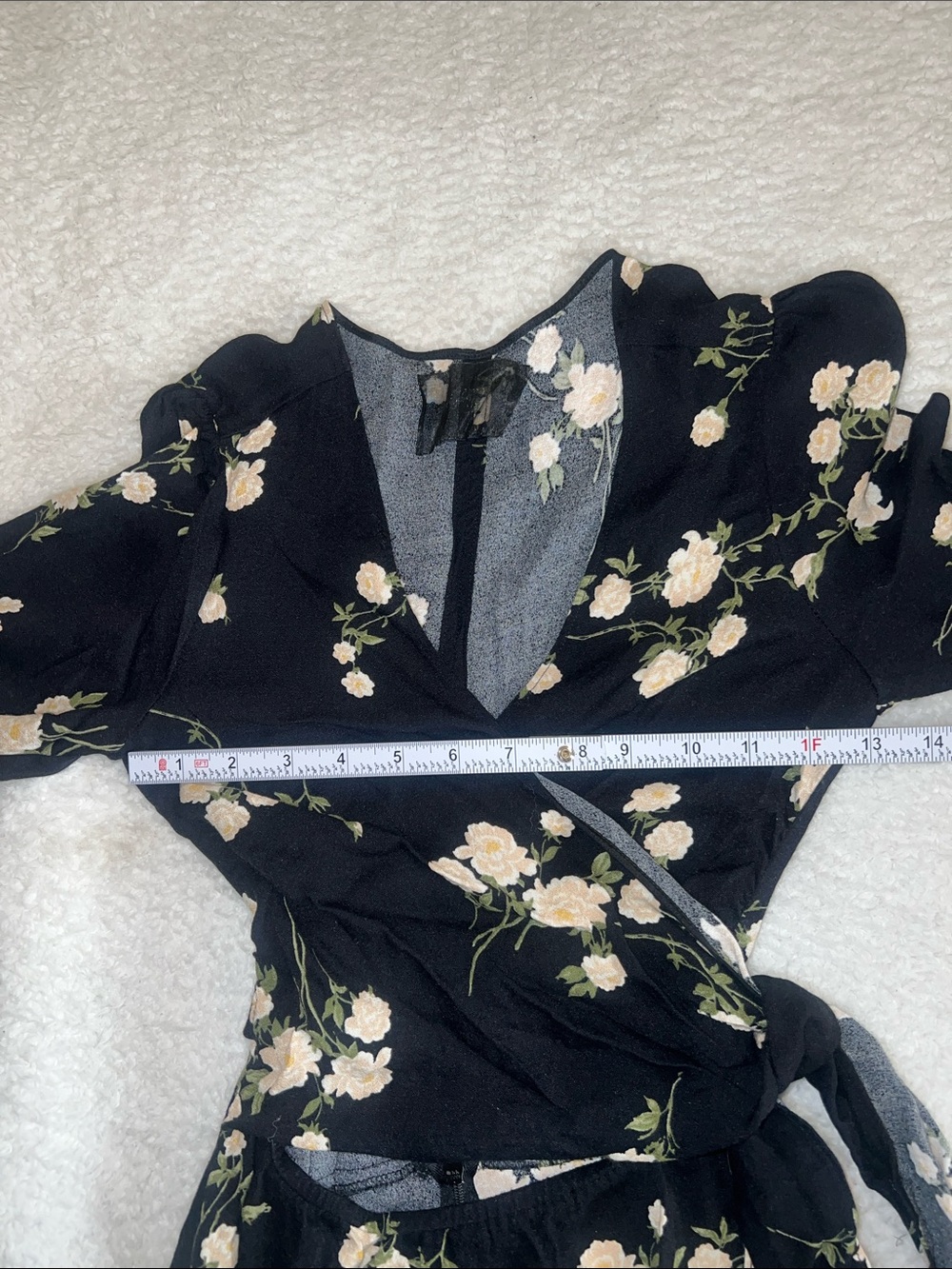 Reformation Black Floral Wrap Mini Dress Romantic Coquette Cottagecore Size 4 - Picture 6 of 11